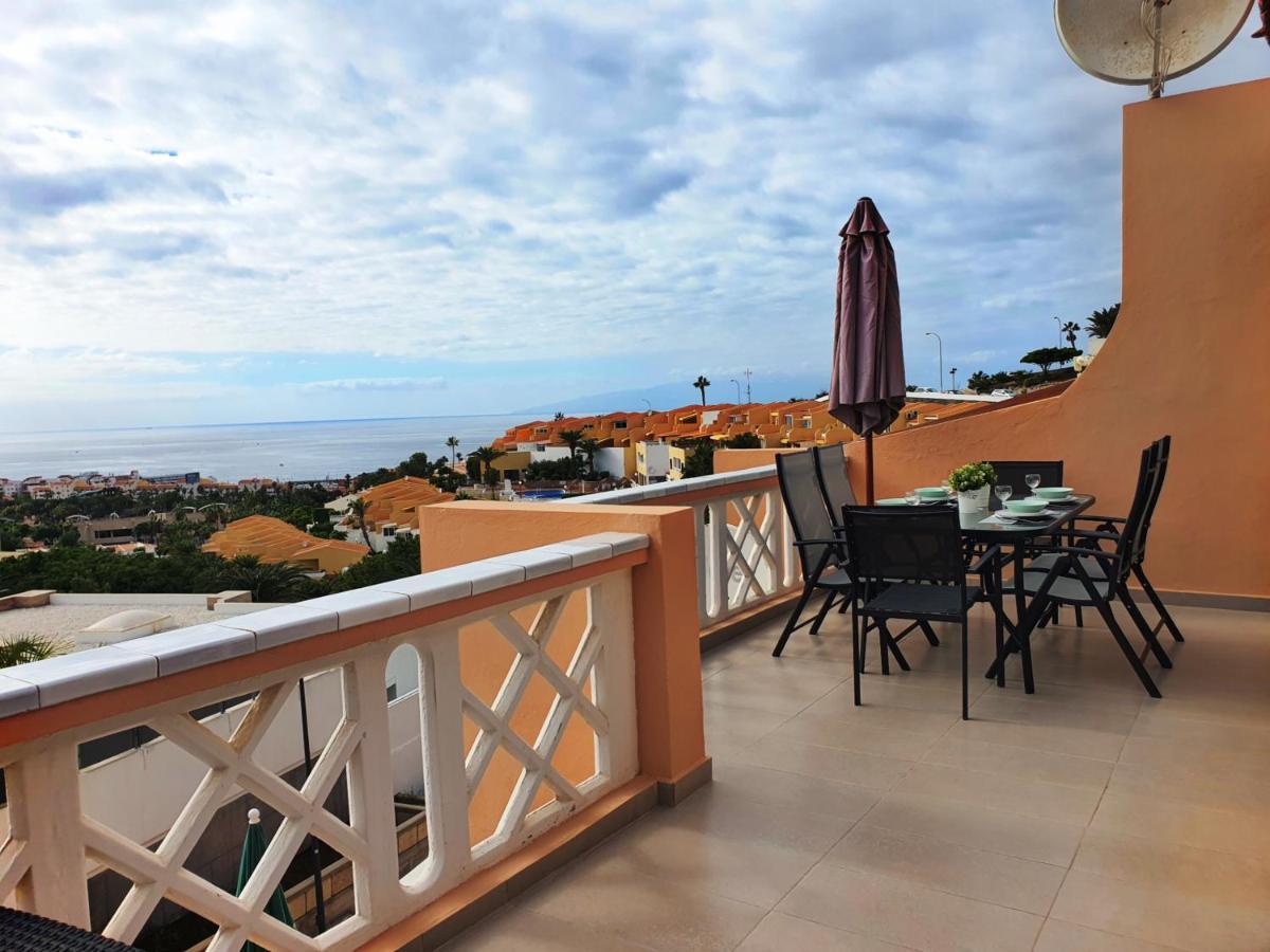 Sea View In Paradise Court Адехе Екстериор снимка